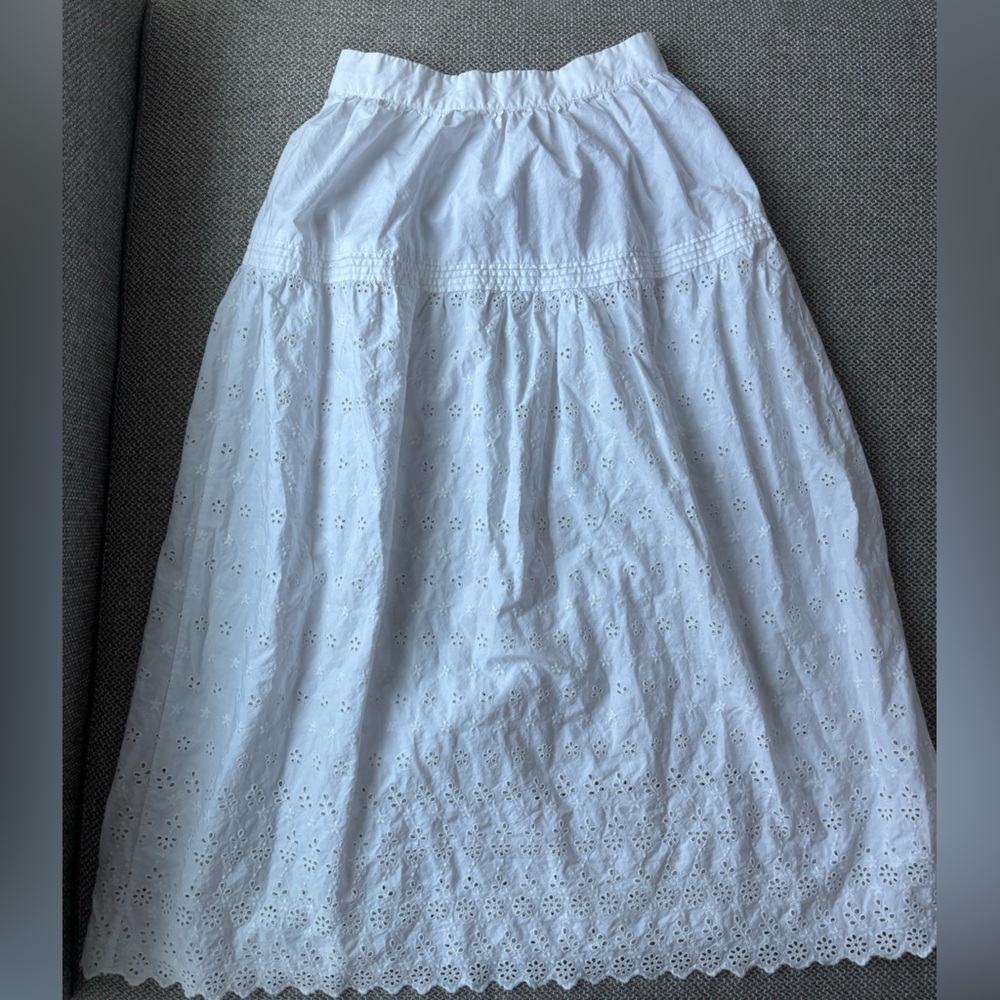 GAPx Doen White Eyelet Elastic Waist Skirt
